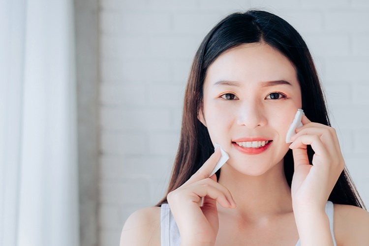 dung dịch hoạt hóa điện hóa chăm sóc da mụn 